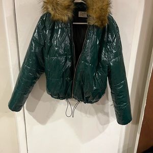 Woman’s Fashion Group Green Shiny Puffy Fur Hooded XL Jacket